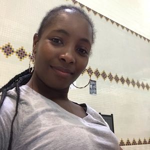 Meet your Posher, Dineo